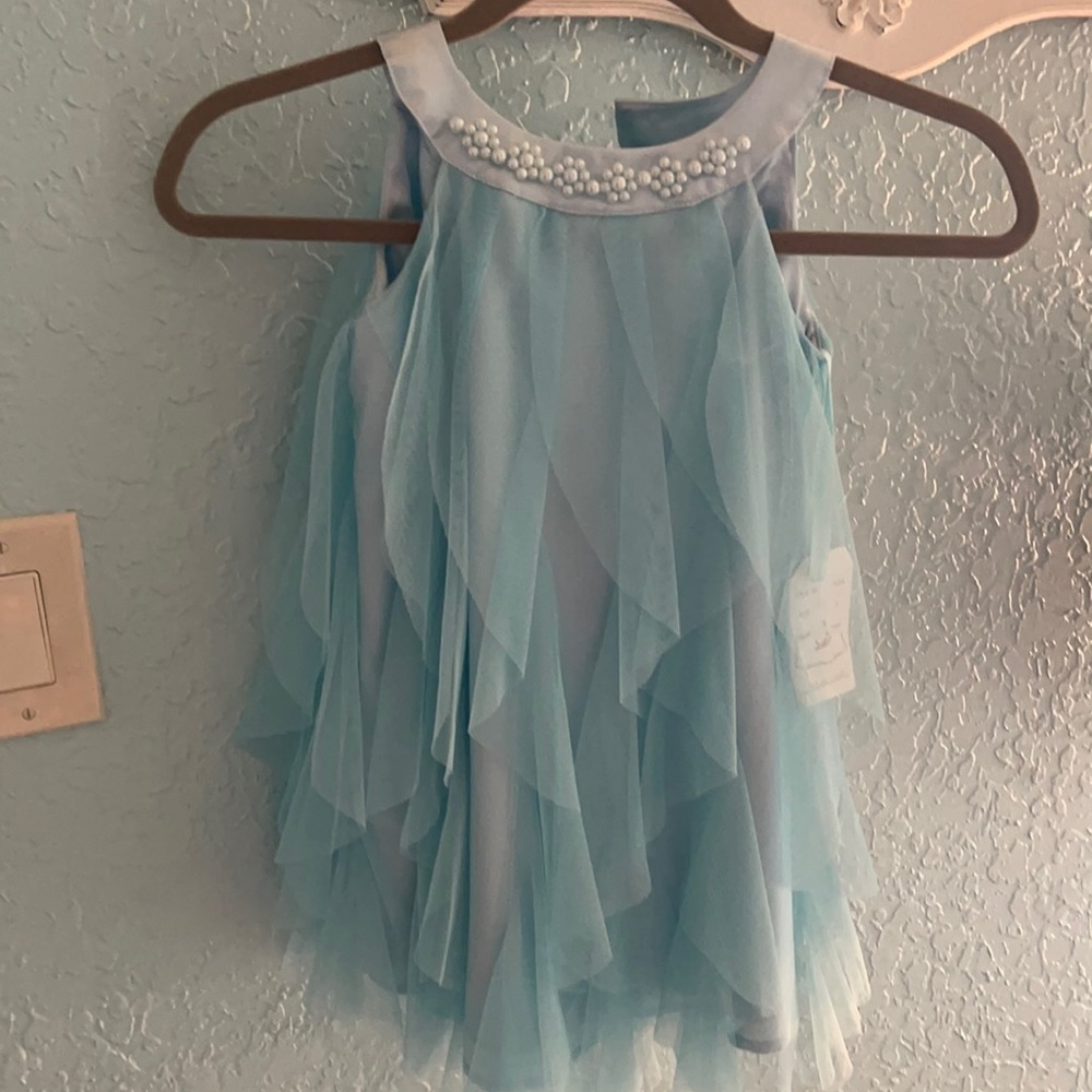 Absolutely stunning size 6